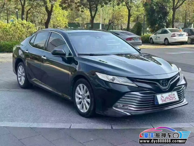 19年丰田凯美瑞轿车抵押车出售