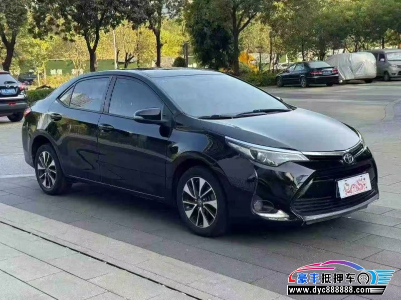 18年丰田雷凌轿车抵押车出售