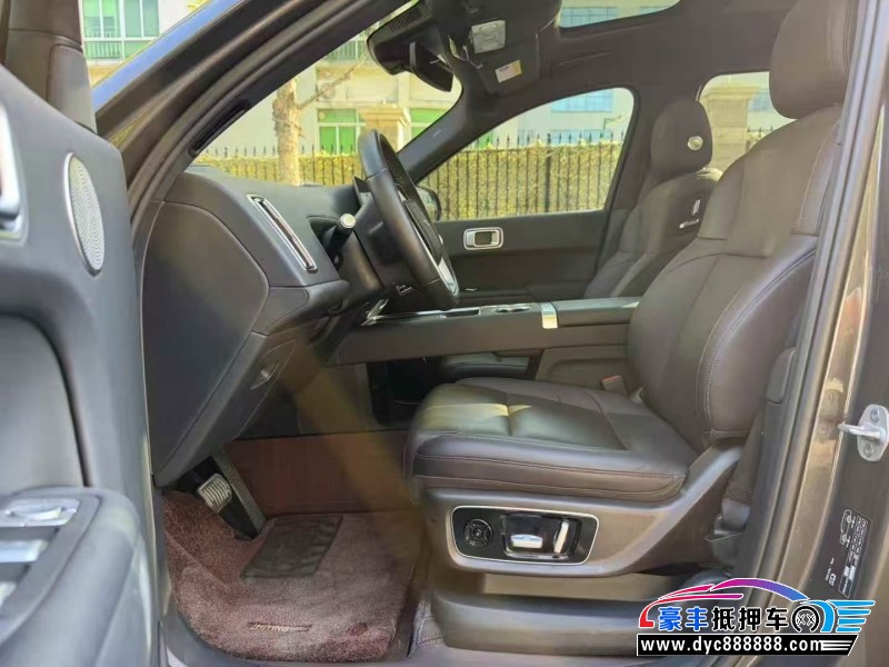 23年理想L9轿车抵押车出售