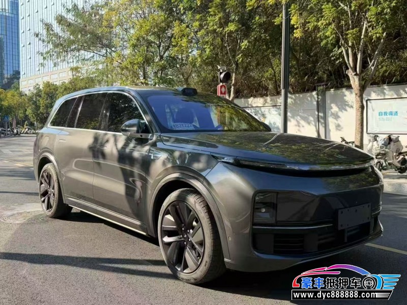 23年理想L9轿车抵押车出售