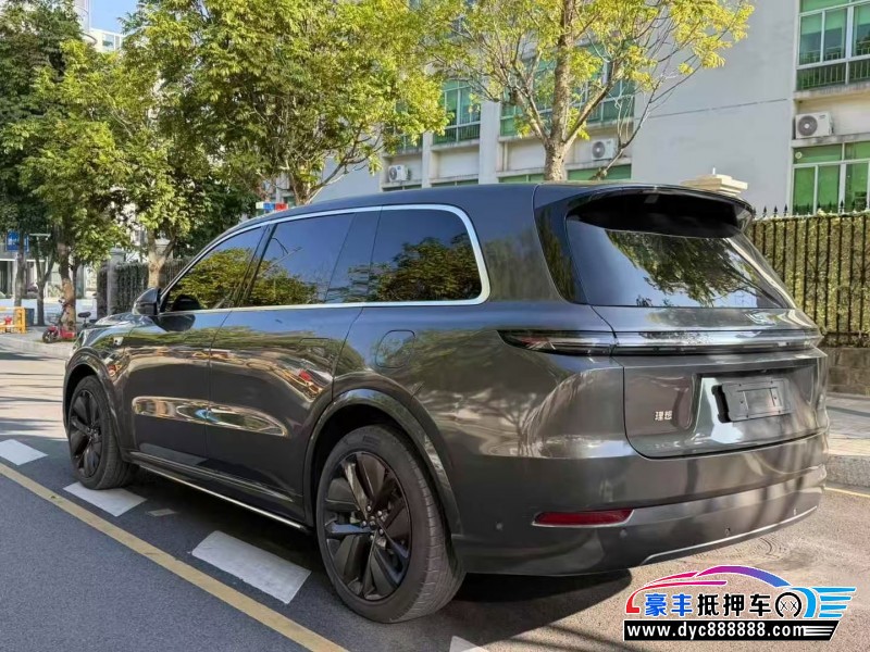 23年理想L9轿车抵押车出售