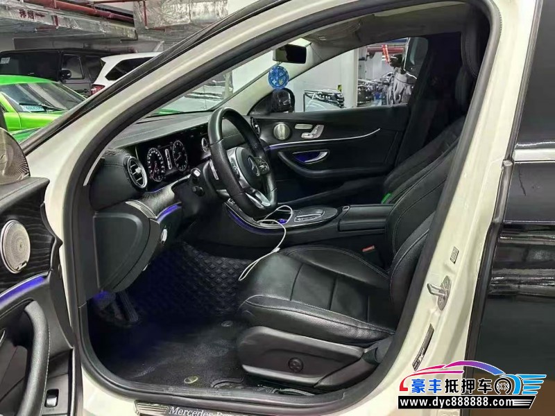 19年奔驰E轿车抵押车出售