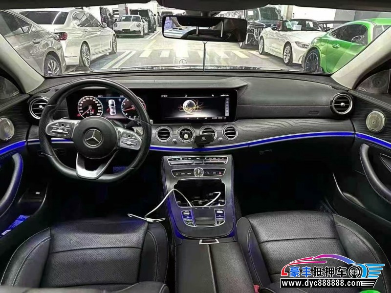 19年奔驰E轿车抵押车出售