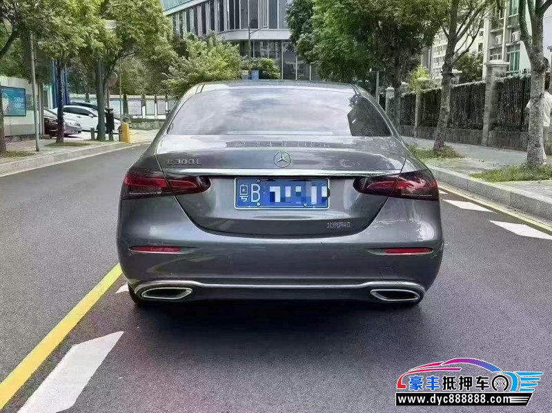 22年奔驰E轿车抵押车出售