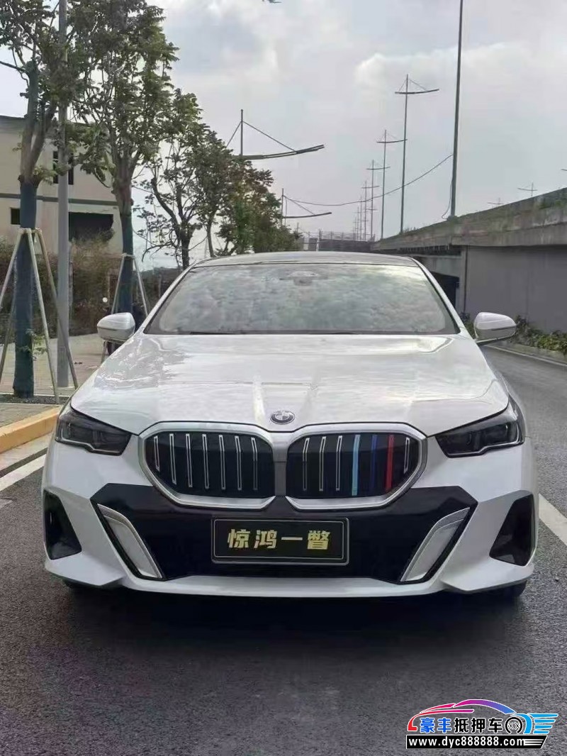 24年宝马3系轿车抵押车出售