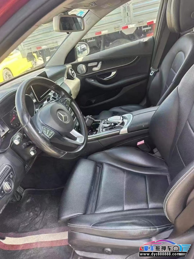 18年奔驰C轿车抵押车出售