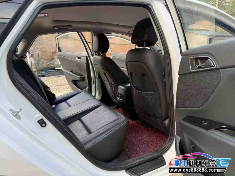 17年现代名图轿车抵押车出售