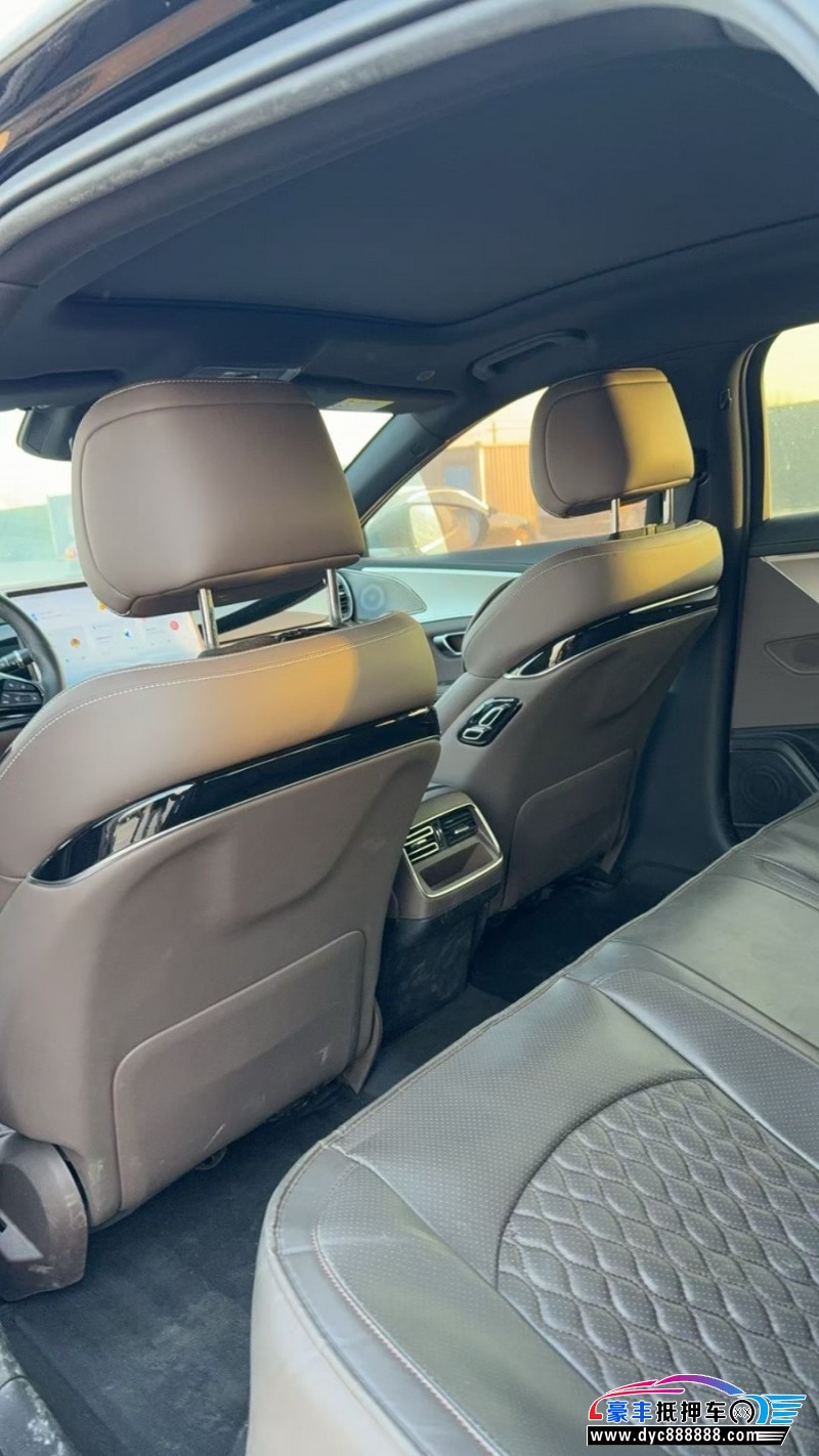 24年比亚迪汉轿车抵押车出售