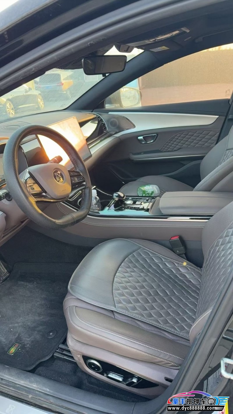 24年比亚迪汉轿车抵押车出售