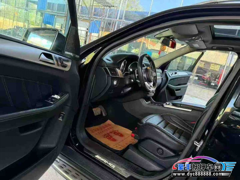 15年奔驰ML轿车抵押车出售