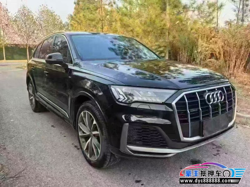 21年奥迪Q7轿车抵押车出售