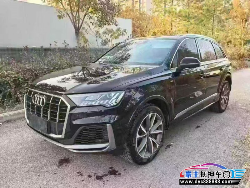 21年奥迪Q7轿车抵押车出售