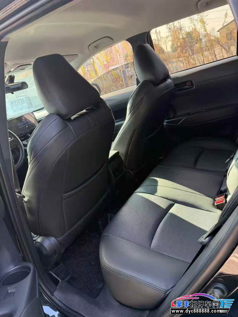 24年丰田锋兰达轿车抵押车出售