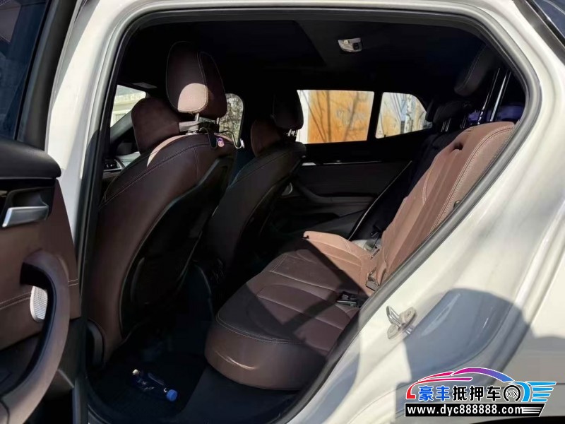 21年宝马X2轿车抵押车出售