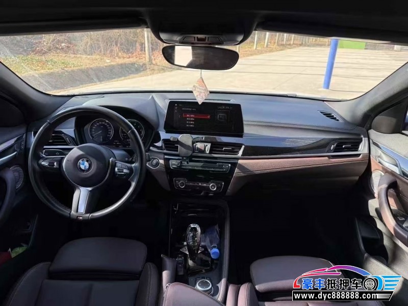 21年宝马X2轿车抵押车出售