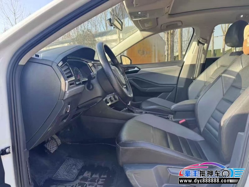 20年大众速腾轿车抵押车出售