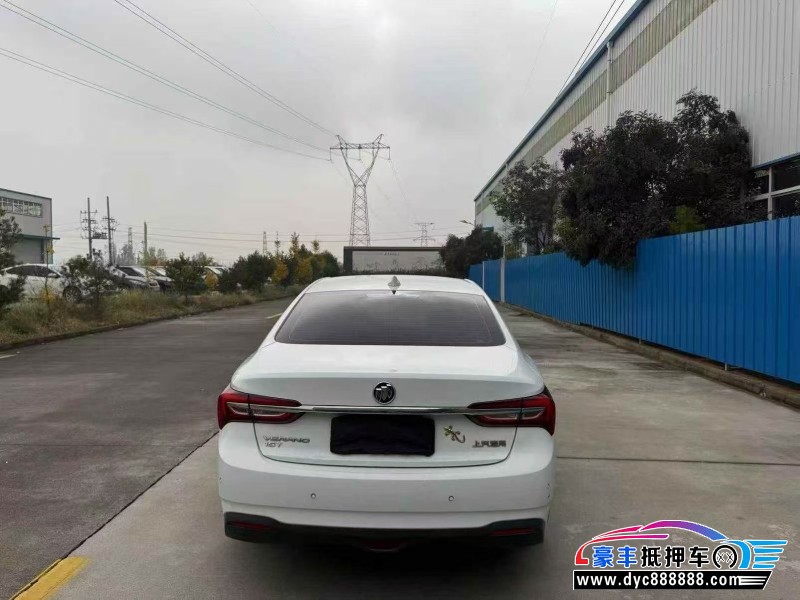 20年别克威朗轿车抵押车出售