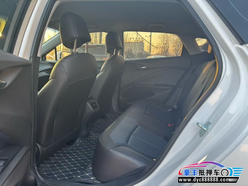 24年别克微蓝轿车抵押车出售