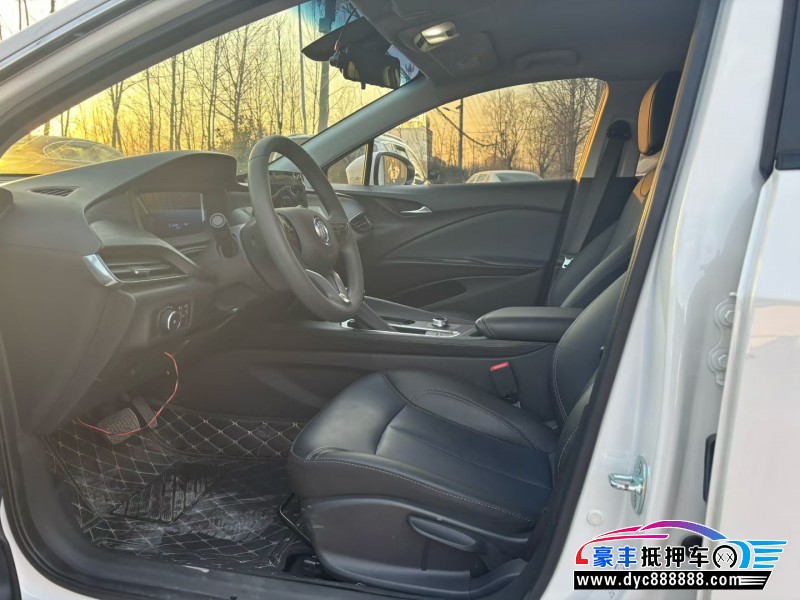 24年别克微蓝轿车抵押车出售