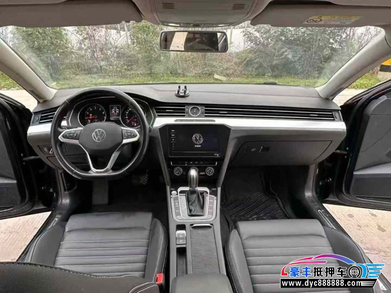 21年大众迈腾轿车抵押车出售