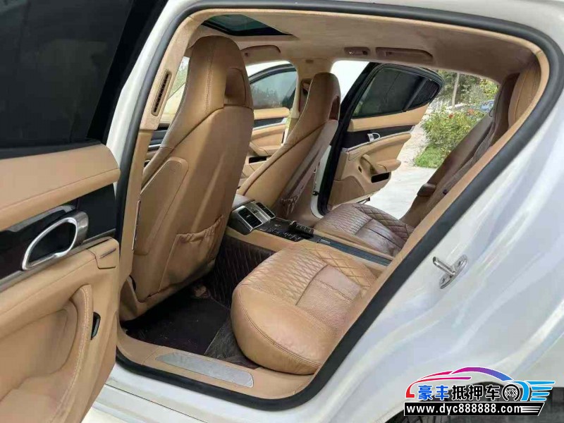 11年保时捷帕纳梅拉轿车抵押车出售