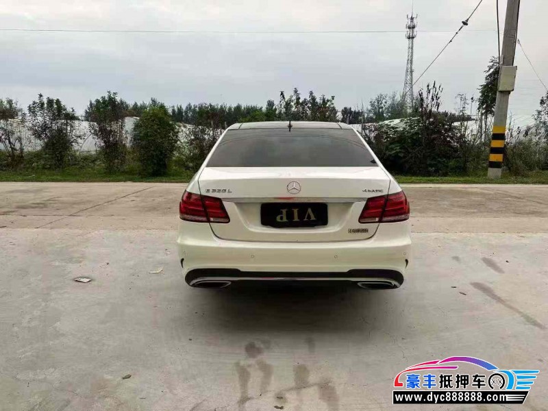 14年奔驰E轿车抵押车出售