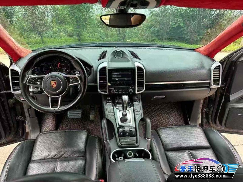 17年保时捷卡宴轿车抵押车出售
