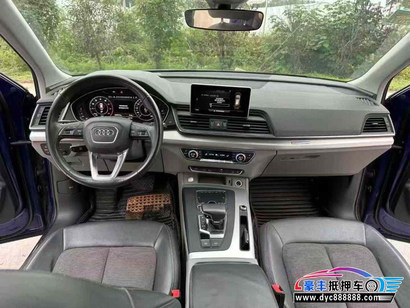 19年奥迪Q5轿车抵押车出售