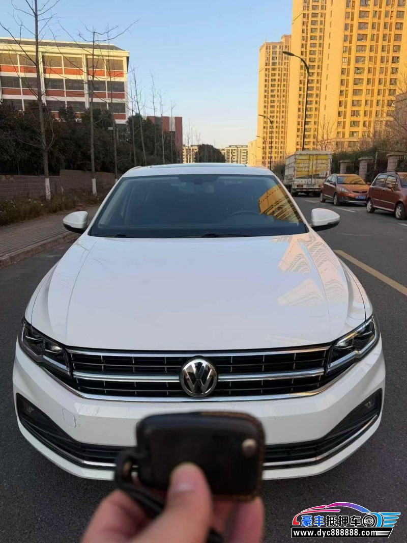 20年大众宝来轿车抵押车出售