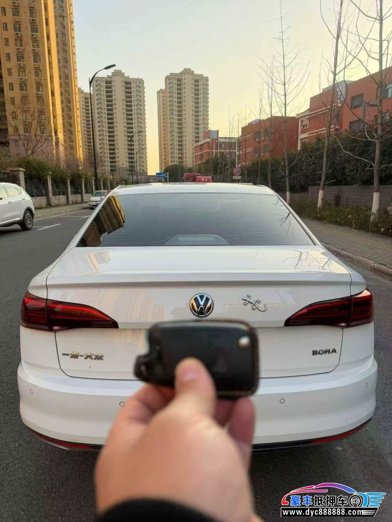 20年大众宝来轿车抵押车出售