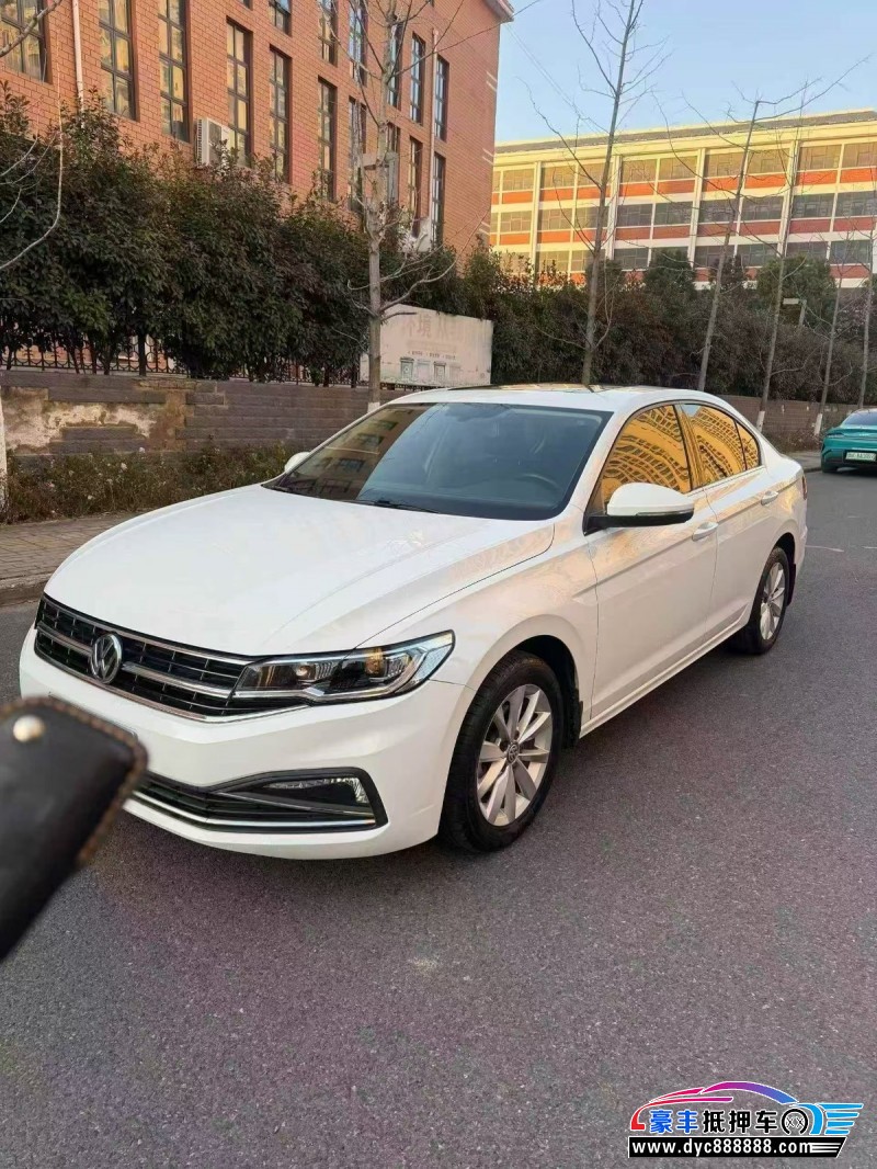 20年大众宝来轿车抵押车出售