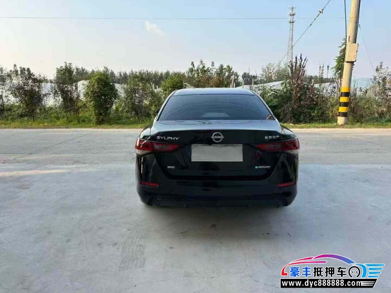 22年日产轩逸轿车抵押车出售