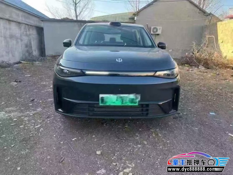 25年零跑C10轿车抵押车出售