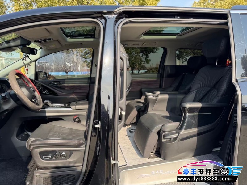 24年传祺M8轿车抵押车出售