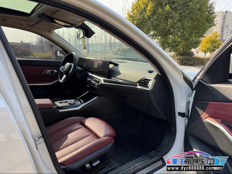 23年宝马i3轿车抵押车出售