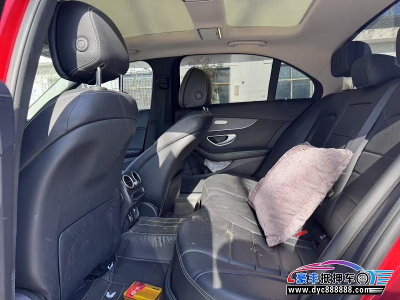 21年奔驰C轿车抵押车出售