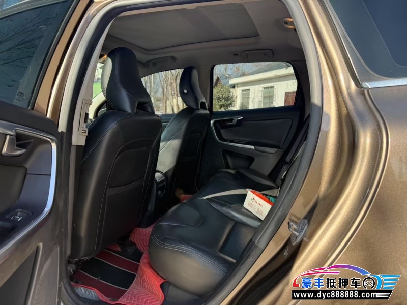 18年沃尔沃XC60轿车抵押车出售