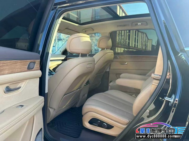 25年华为问界轿车抵押车出售