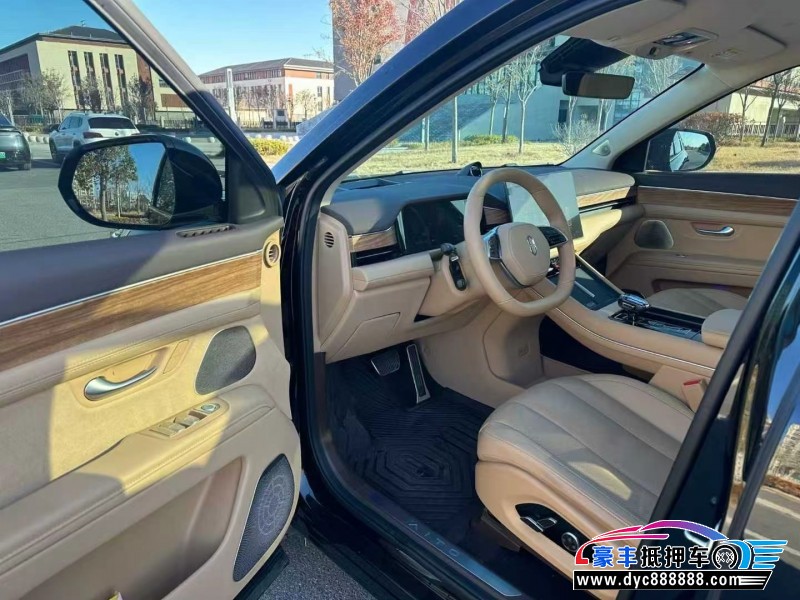 25年华为问界轿车抵押车出售