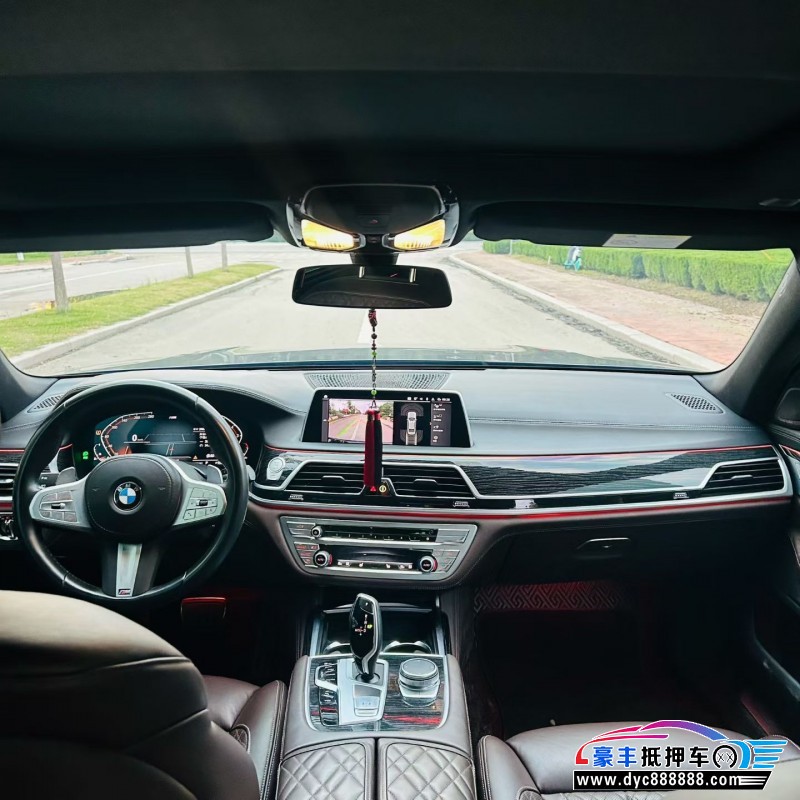 22年宝马7系轿车抵押车出售