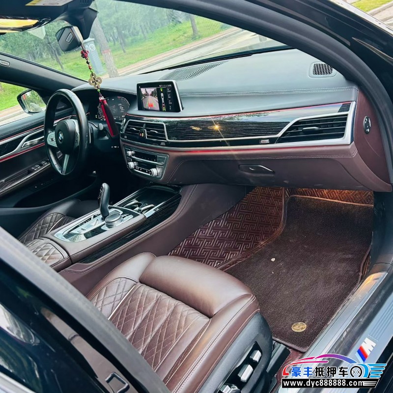 22年宝马7系轿车抵押车出售