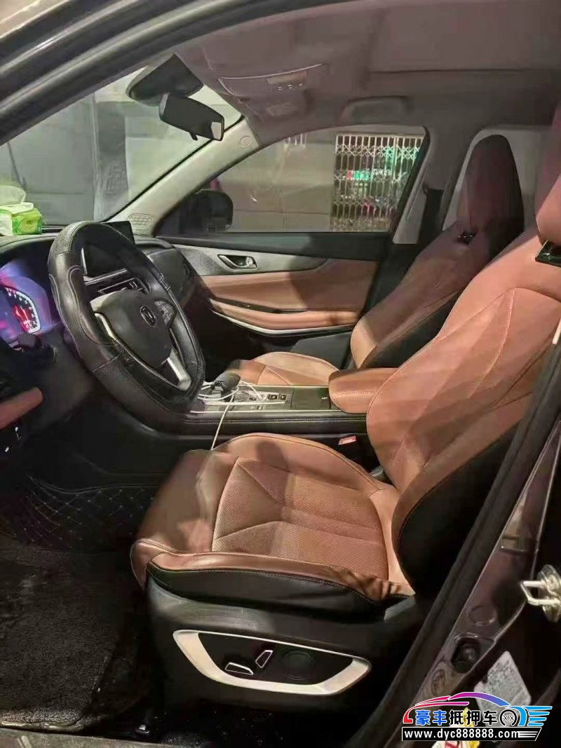 25年长安CS75轿车抵押车出售