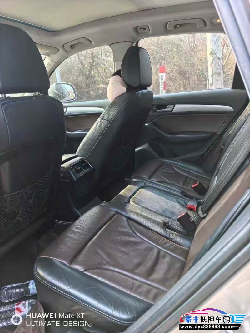 16年奥迪Q5轿车抵押车出售