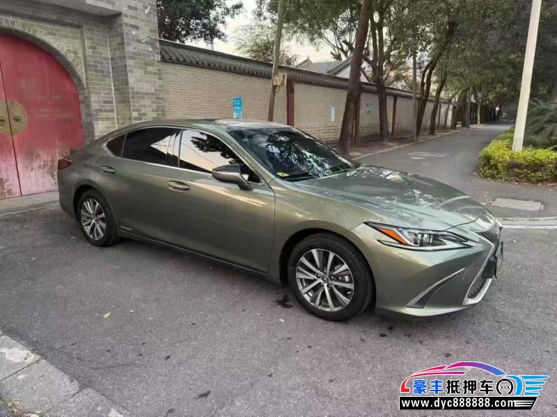 19年雷克萨斯ES轿车抵押车出售