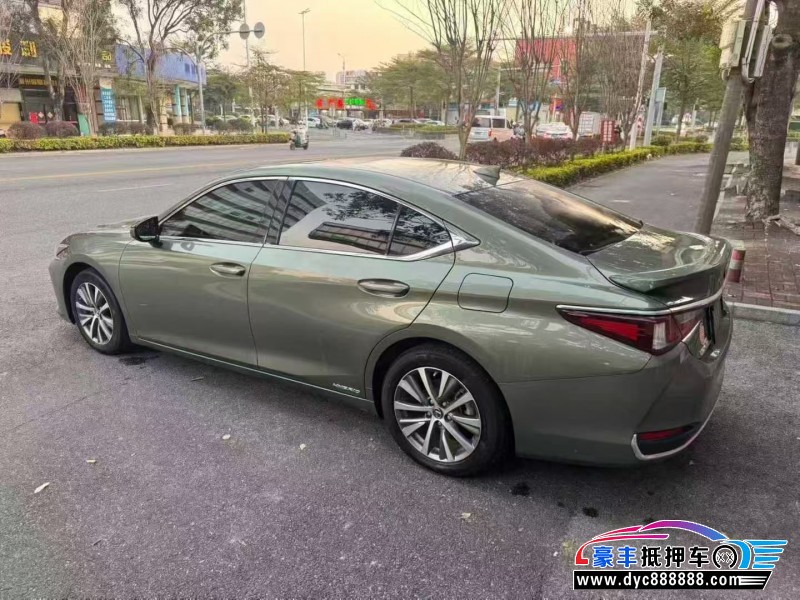 19年雷克萨斯ES轿车抵押车出售