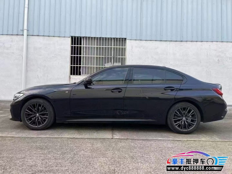21年宝马3系轿车抵押车出售