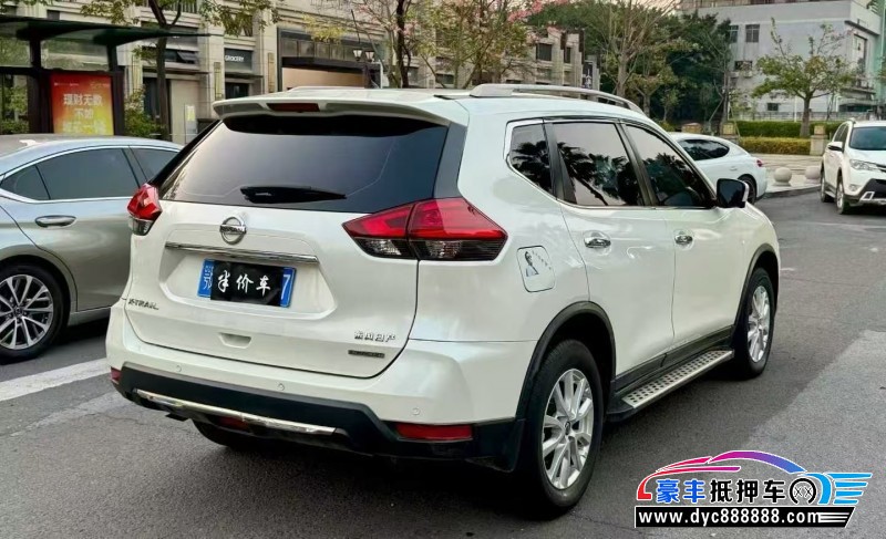 19年日产奇骏轿车抵押车出售