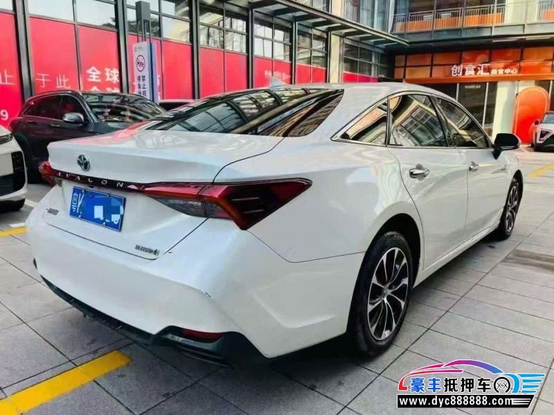 22年丰田亚洲龙轿车抵押车出售