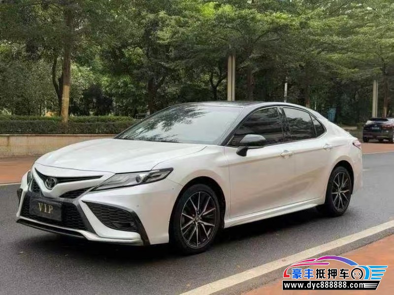 21年丰田凯美瑞轿车抵押车出售