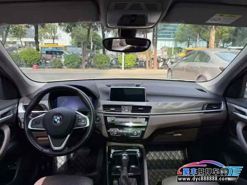 18年宝马X1轿车抵押车出售